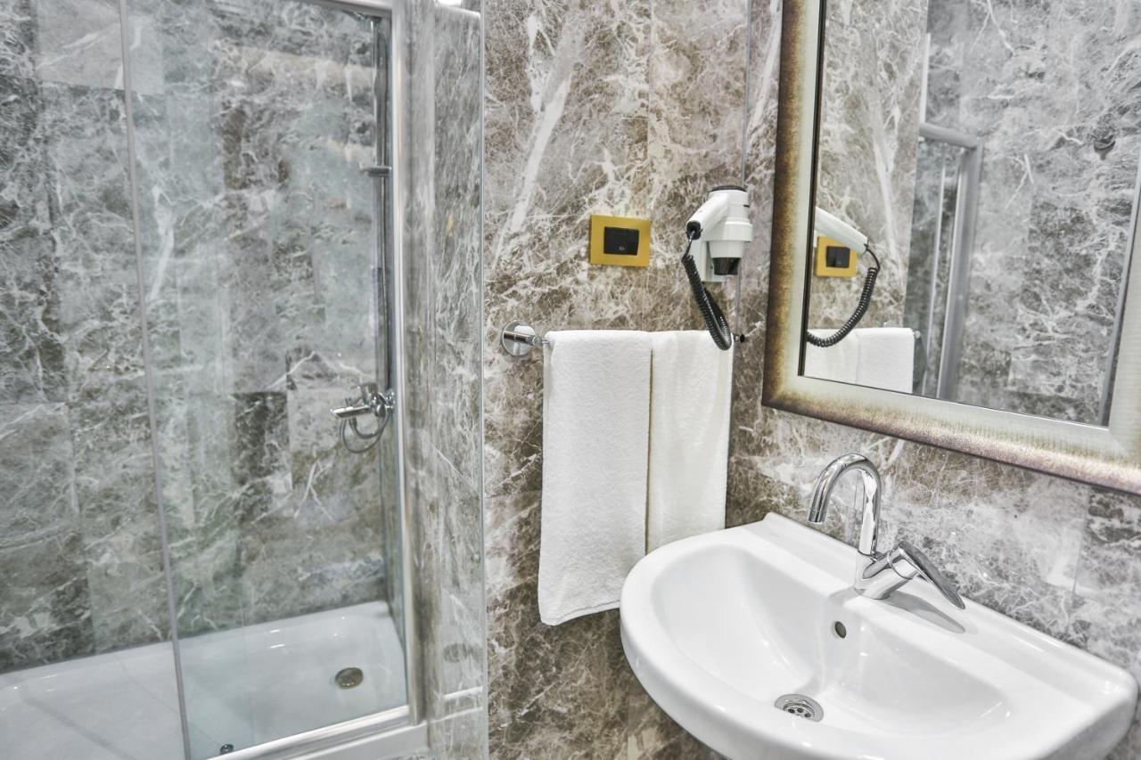 Hanende Hotel Istambul Extérieur photo